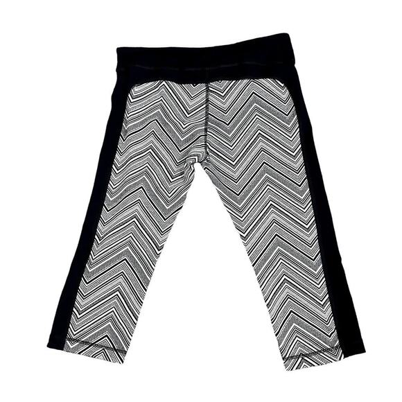 TRINA TURK RECREATION CROP‎ LEGGINGS SIZE L - Picture 2 of 7